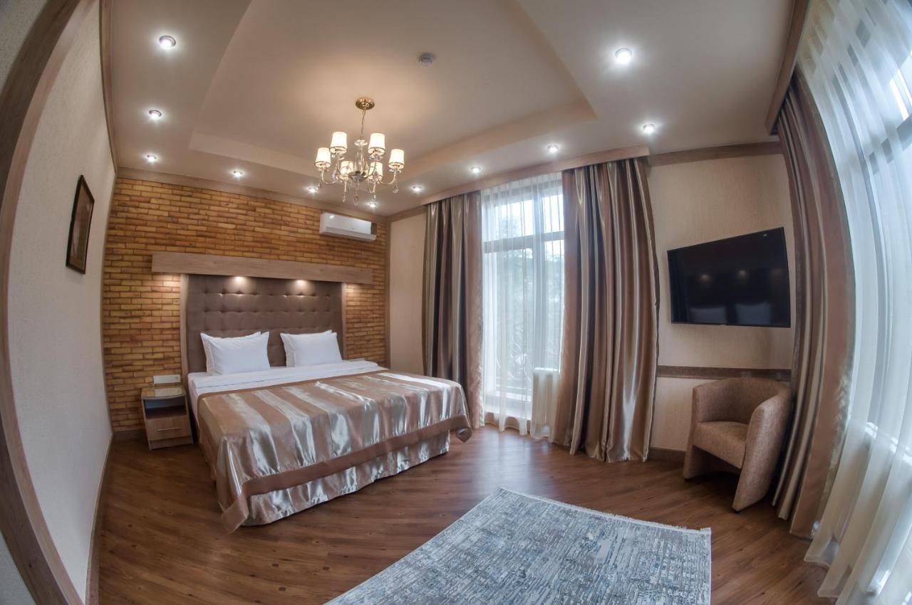 City Stay Апарт-Отель Алматы Bagian luar foto