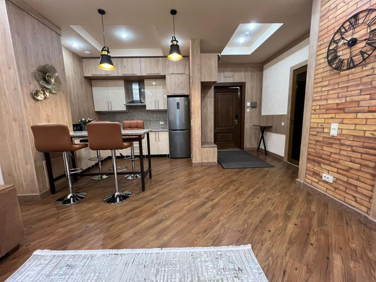 City Stay Апарт-Отель Алматы Bagian luar foto