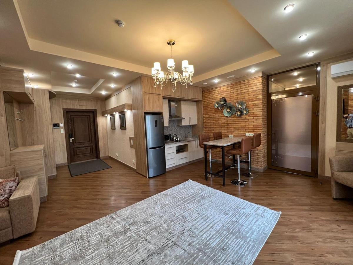City Stay Апарт-Отель Алматы Bagian luar foto
