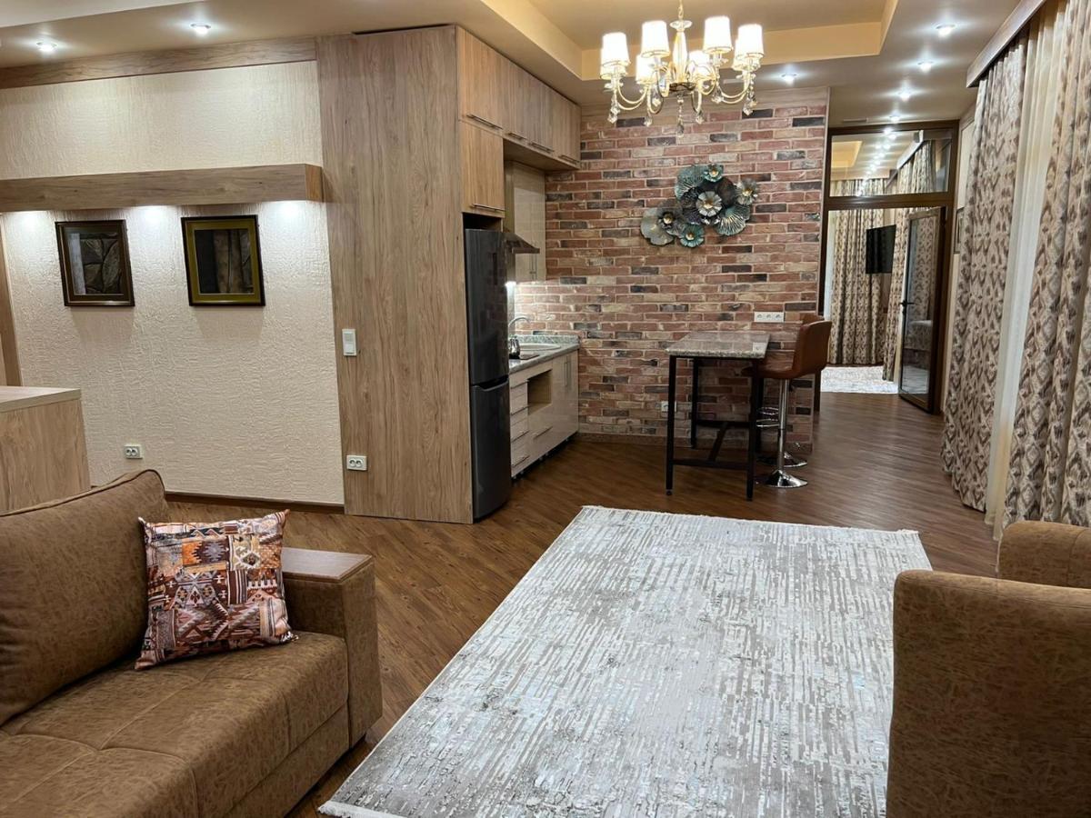 City Stay Апарт-Отель Алматы Bagian luar foto