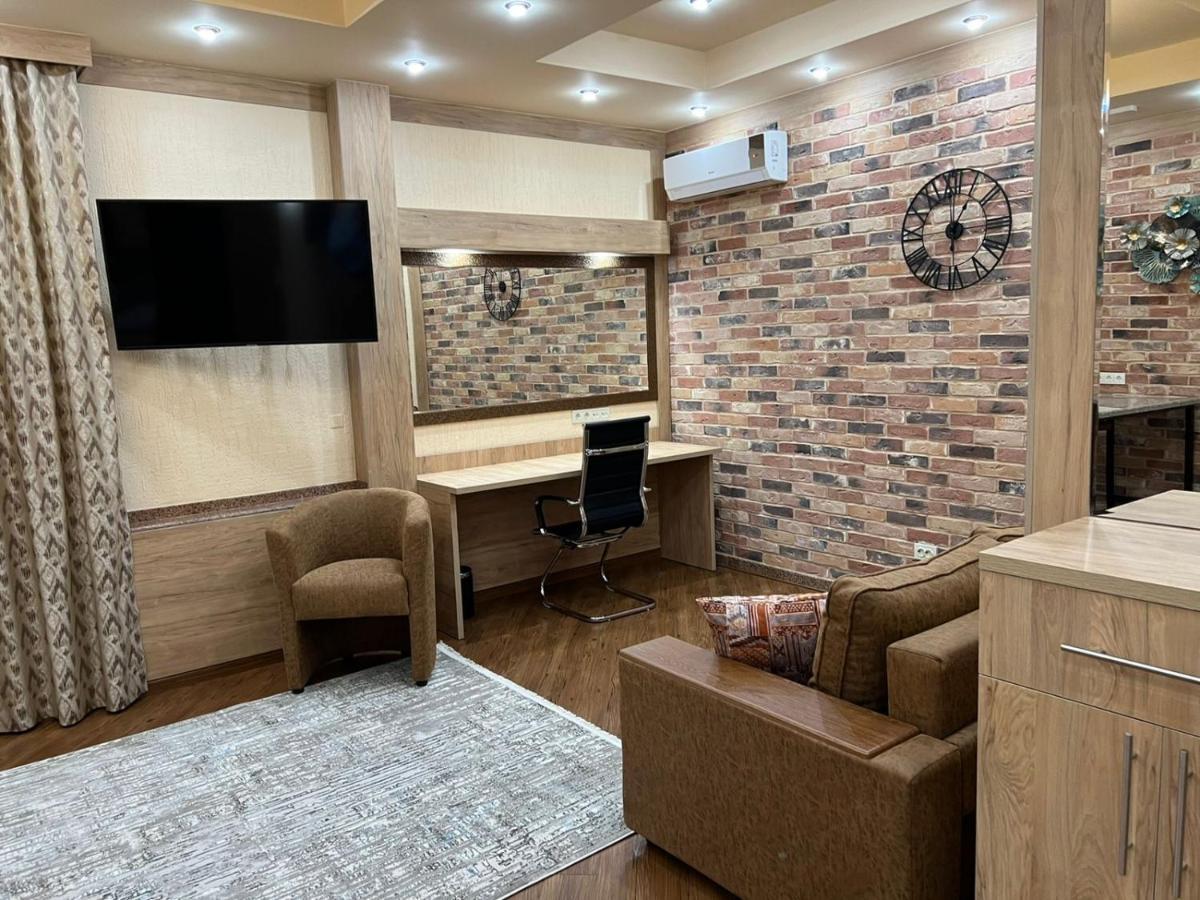 City Stay Апарт-Отель Алматы Bagian luar foto