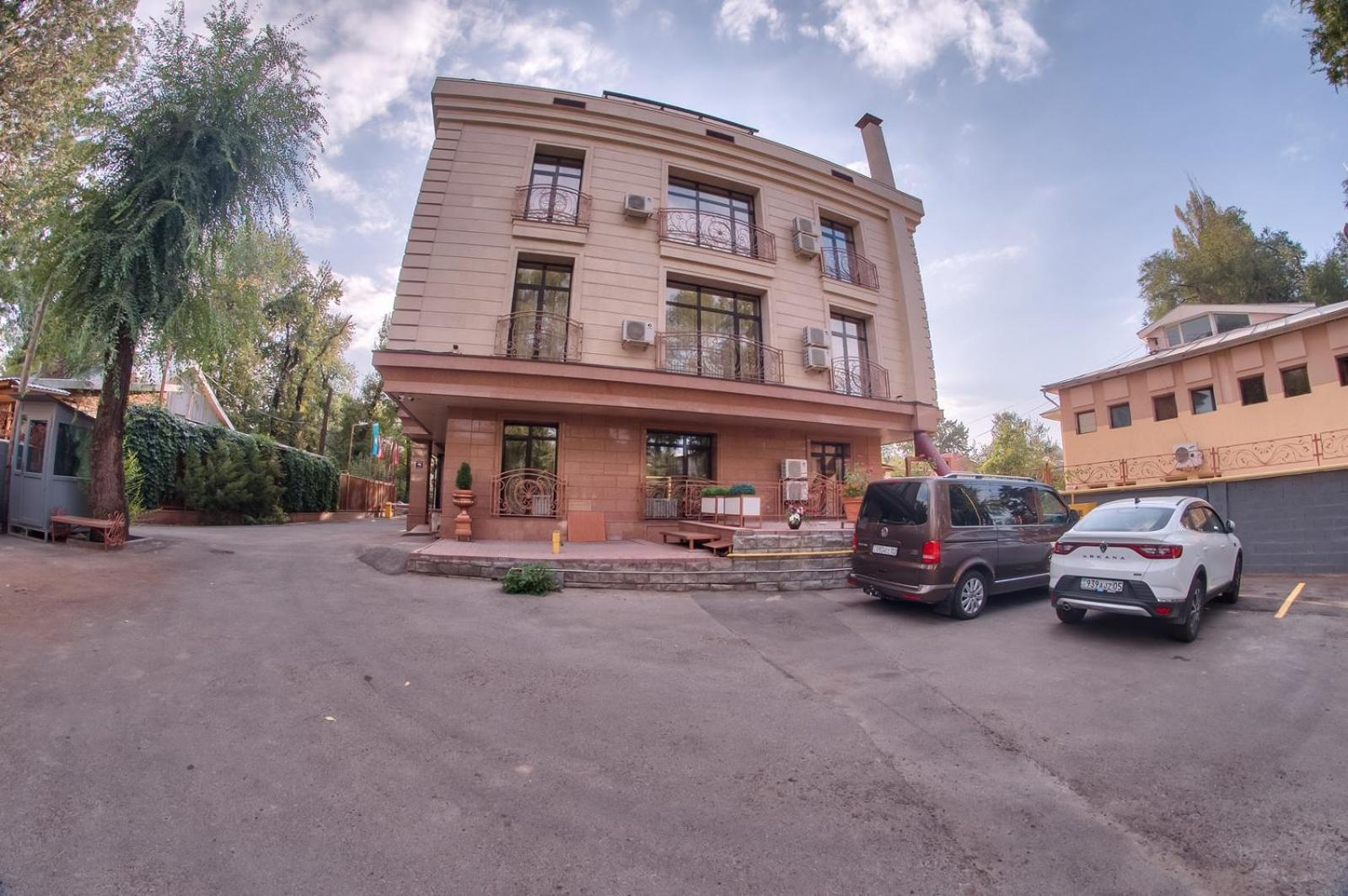 City Stay Апарт-Отель Алматы Bagian luar foto