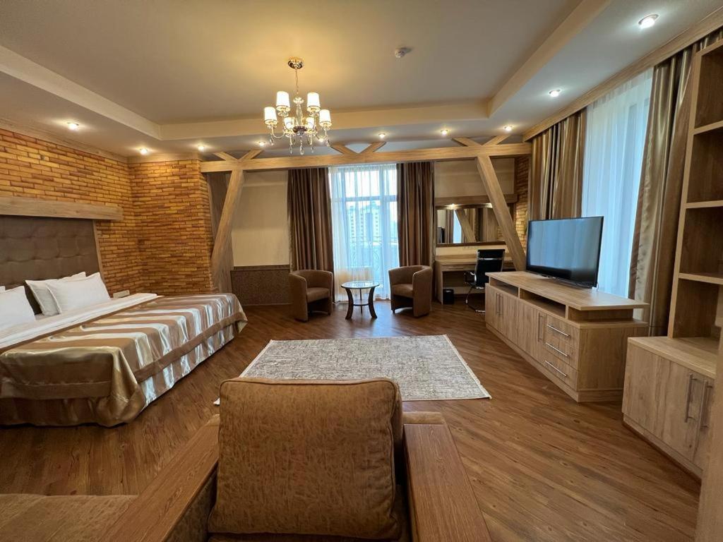 City Stay Апарт-Отель Алматы Bagian luar foto