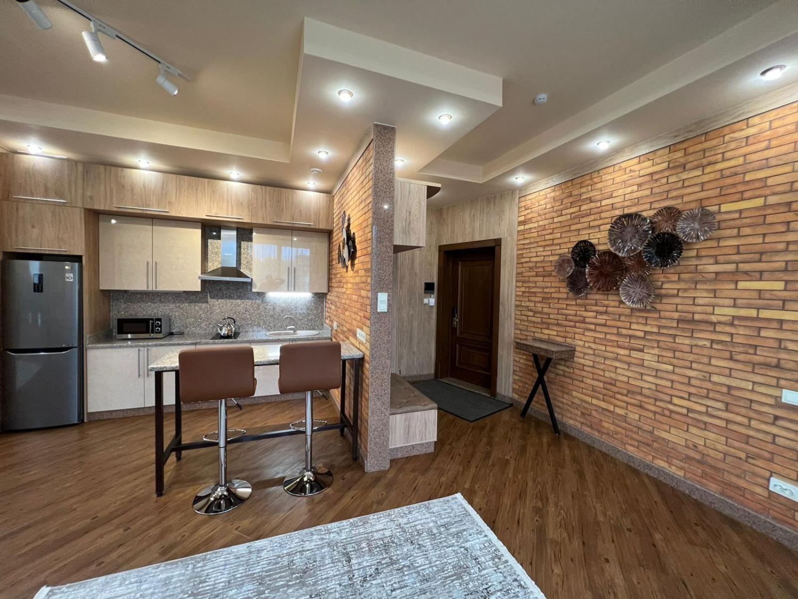 City Stay Апарт-Отель Алматы Bagian luar foto