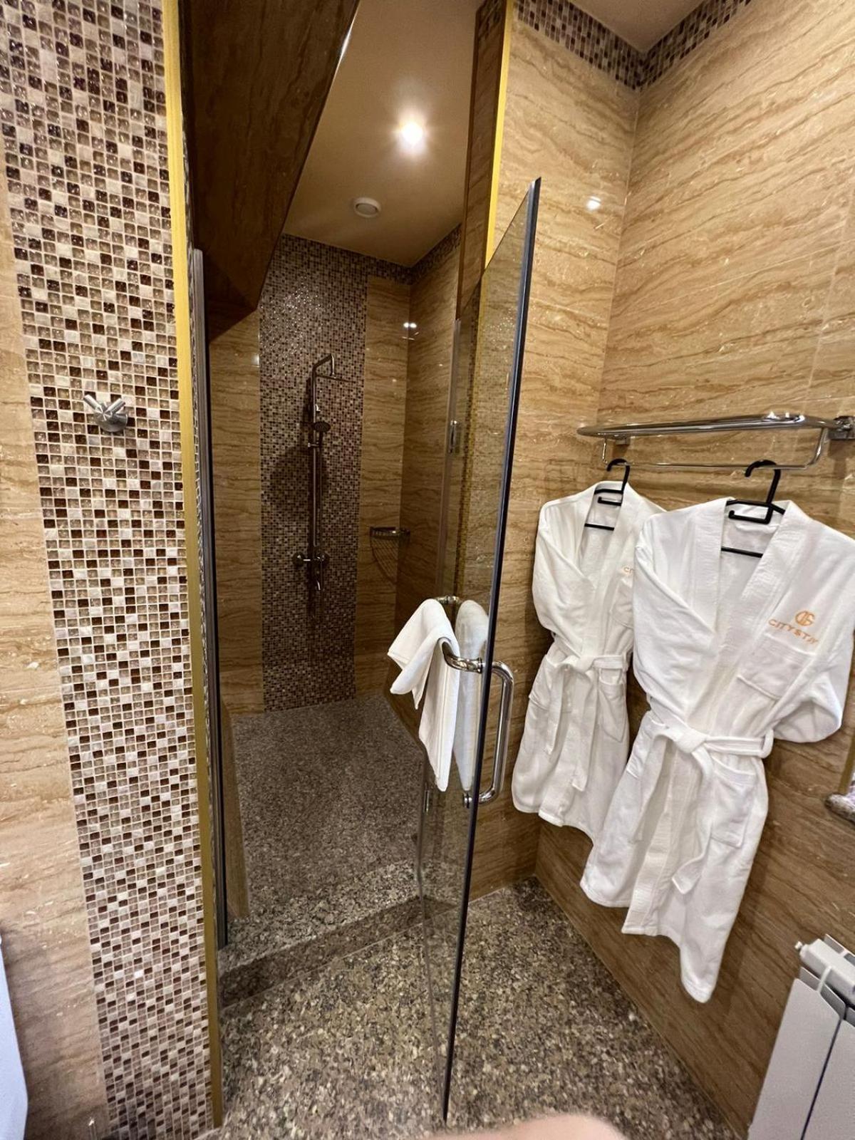 City Stay Апарт-Отель Алматы Bagian luar foto