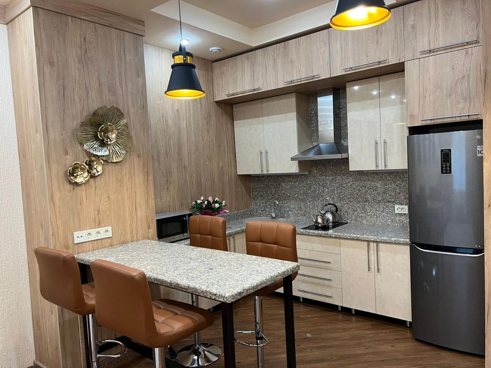 City Stay Апарт-Отель Алматы Bagian luar foto