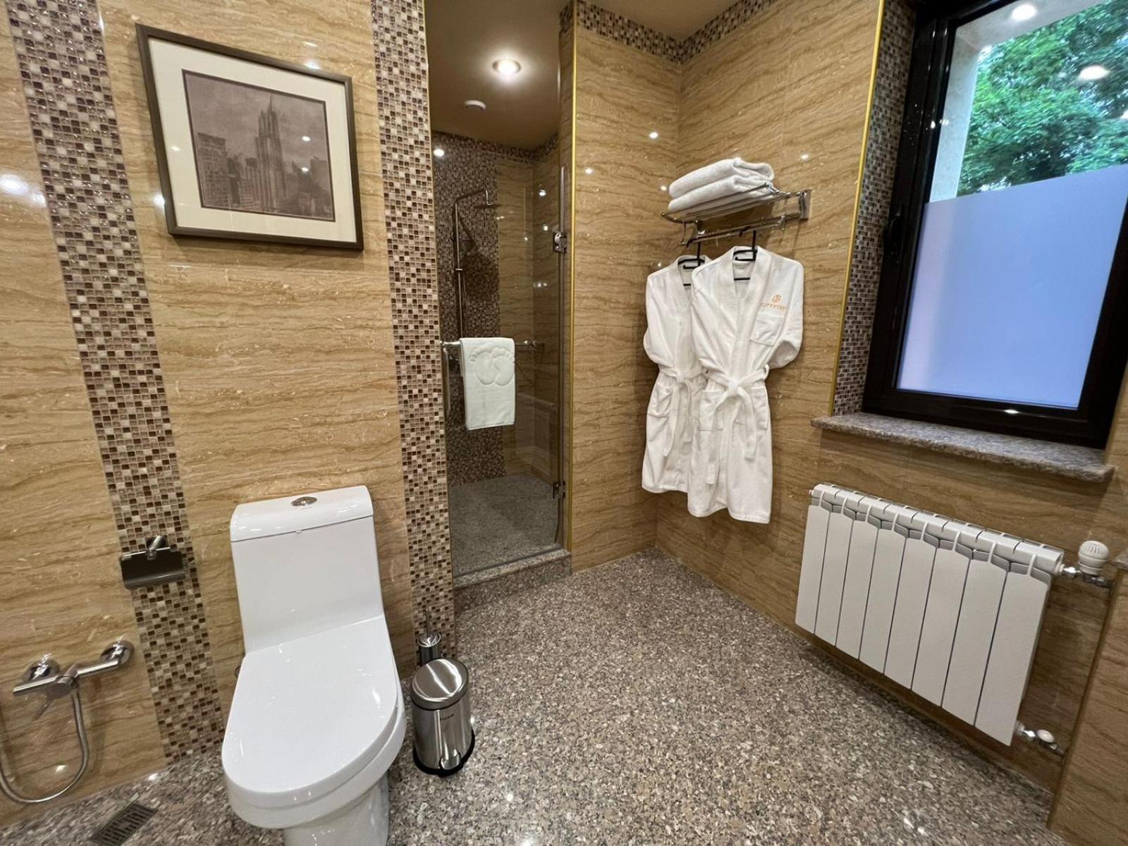 City Stay Апарт-Отель Алматы Bagian luar foto